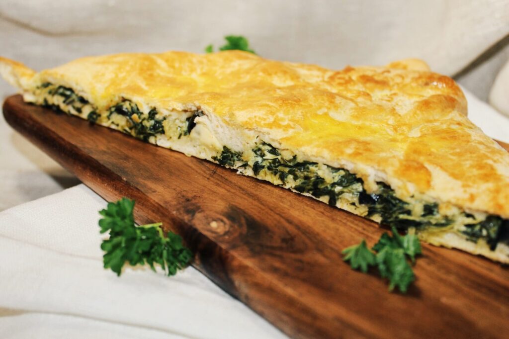 Spinattasche mit Gouda