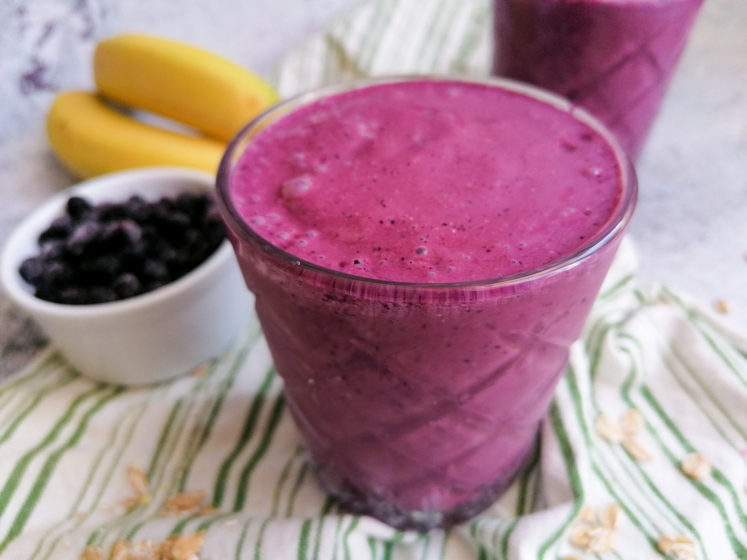 Gesundes Smoothie Rezept zum Frühstück mit Haferflocken