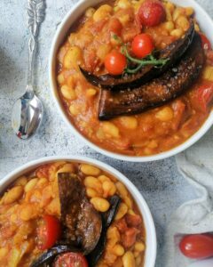 Weiße Bohnen Eintopf: zwei Schalen