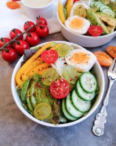 Gemischter grüner Salat Rezept mit Honig Senf Sauce