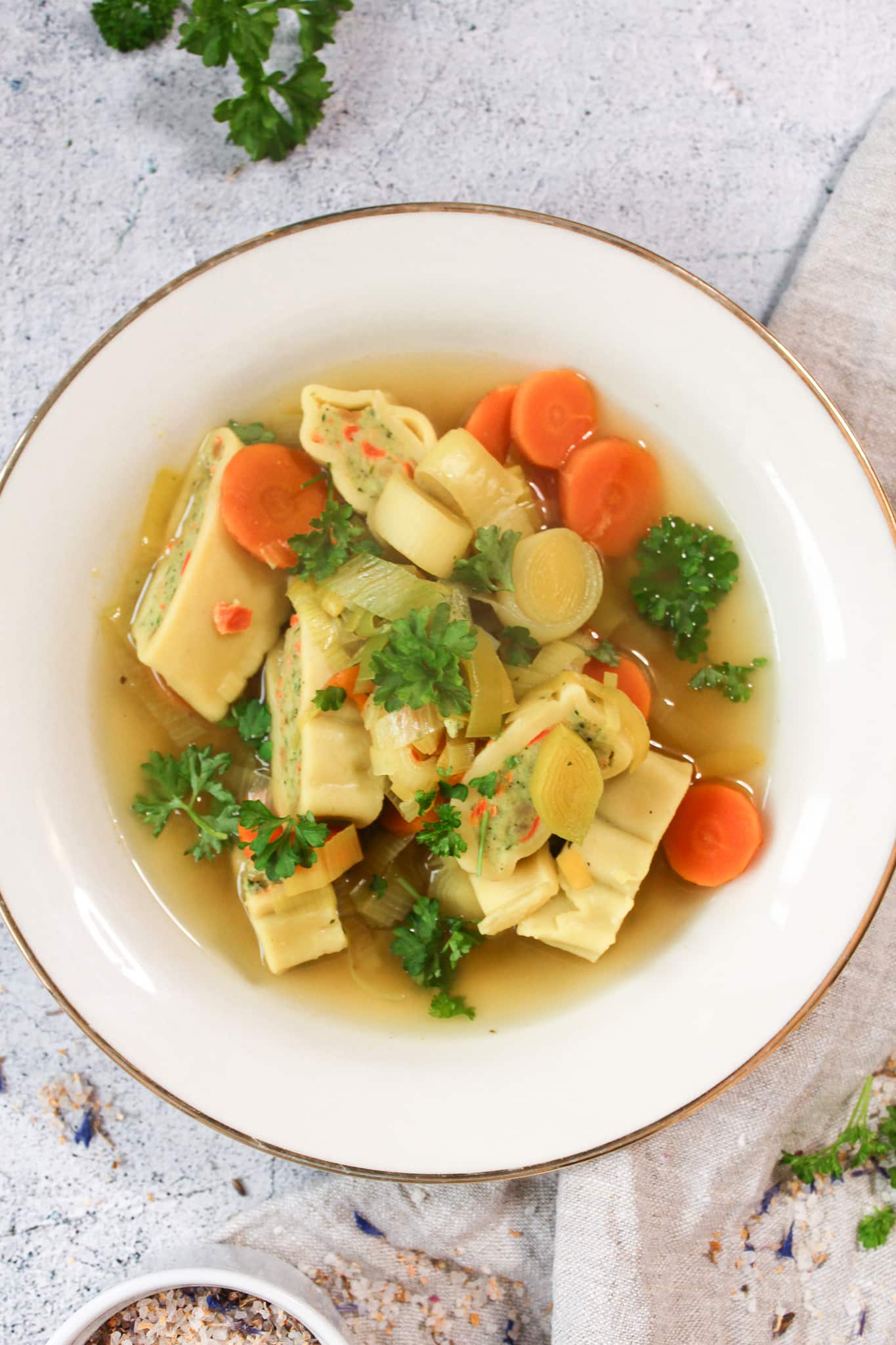 |maultaschensuppe einfach|