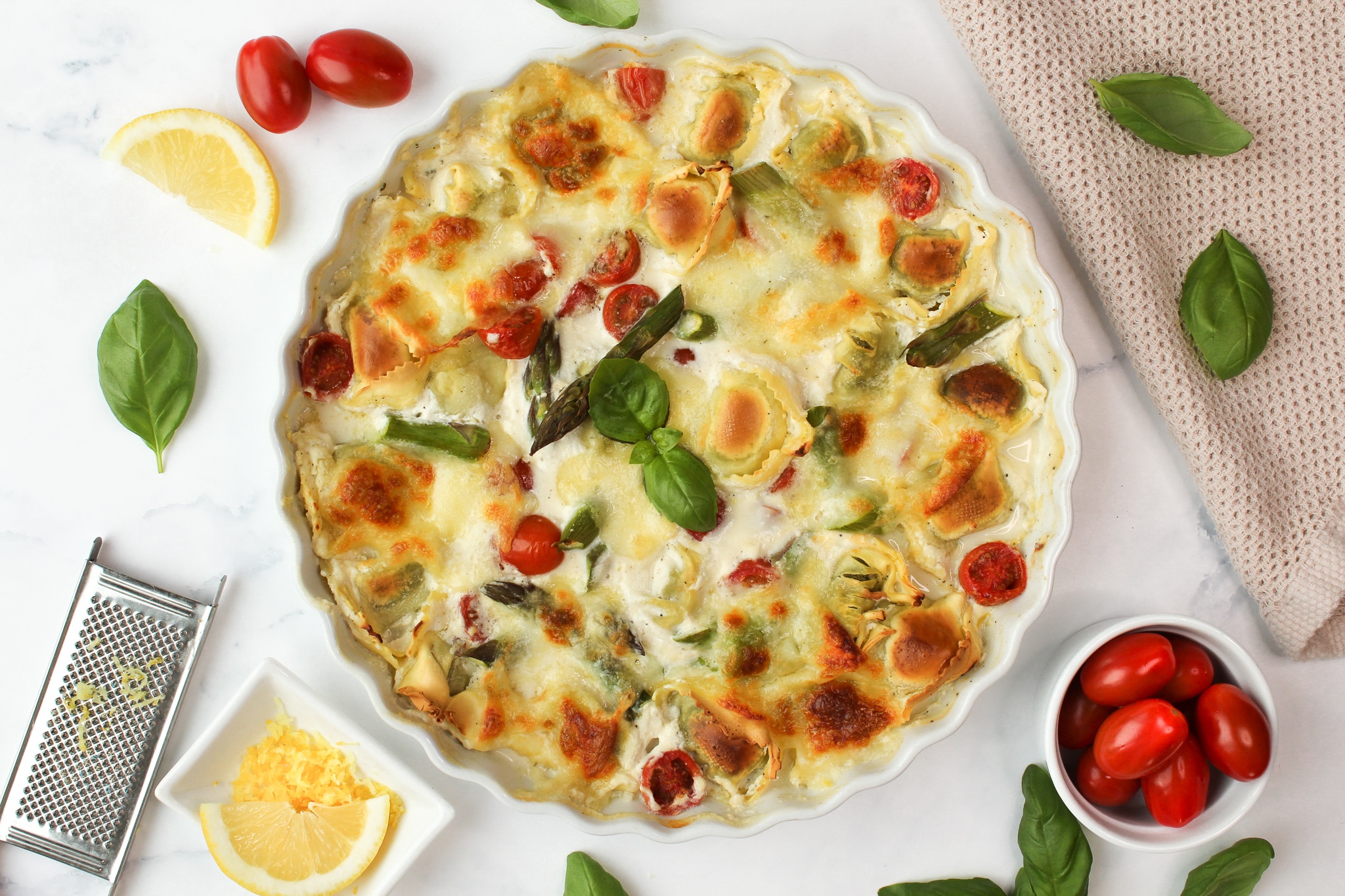 Tortellini mit grünem Spargel|Auflauf mit grünem Spargel und Tomaten|Tortellini mit grünem Spargel|