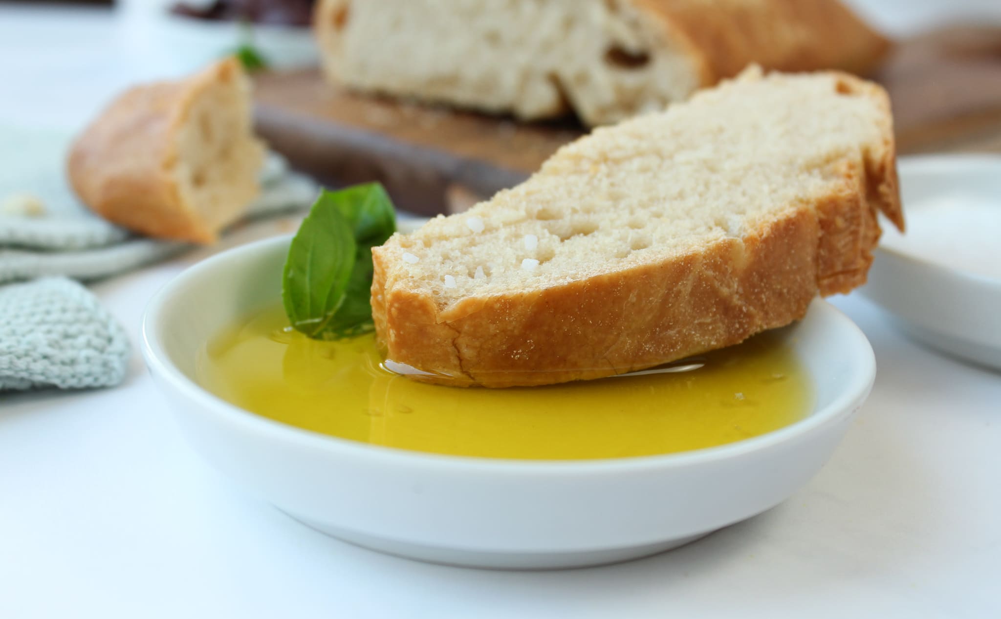 Fluffiges Ciabatta aus Dinkelmehl mit Trockenhefe