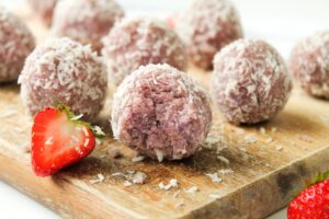 Erdbeer Energiebällchen
