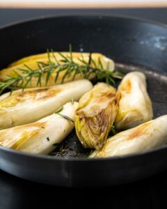 Chicoree gebraten mit Balsamico||